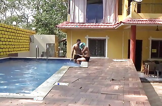 Indian Couple Making Be in love with Early Morning Sex in Bathroom