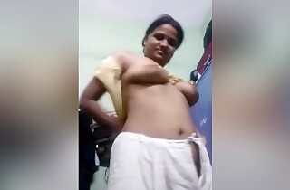 Horny Tamil Aunty Strip Her Cloths