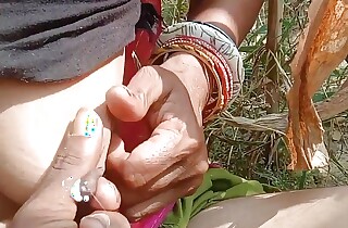 Mangal brother-in-law and sister-in-law have sex in the forest and their breasts are milked and squirted