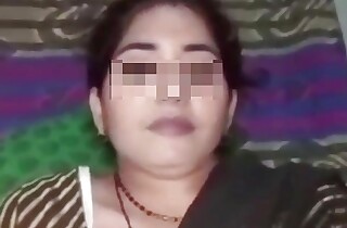 Horny and porny girl Lalita bhabhi sexual relations relation with plumber boy behind husband, Lalita bhabhi sexual relations video