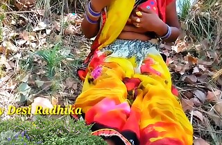 Neighbourhood pub Outdoor Nude Dehati Woman In Saree – Hindi Pornography Video