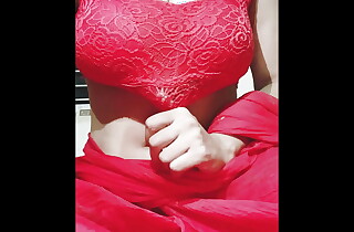 boobs show in sexy red saree yammy