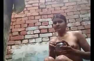 desi village girl bathing