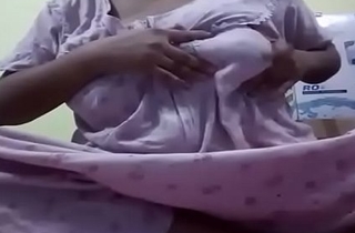 indian desi Milky big boobs cutting practice wife