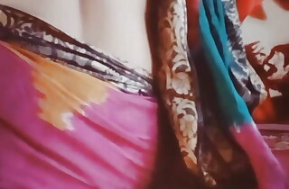 Bangladeshi girl with saree, left side blouse with the addition of petticoat. Fingerings pussy for self satisfaction