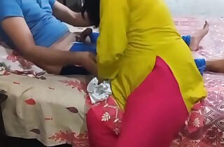 Desi Kam Wali Ki Malik Ne Khoob Chut Mari - Hawt Indian Maid And House Employer Sex Video