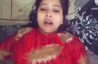 Very Cute Sexy Indian Housewife Coupled with Very Cute Sexy Lady