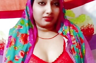 Mother-in-law had sex with her son-in-law when she was shriek at home indian desi Mama in law ki chudai