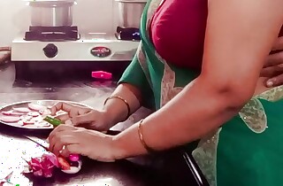 Desi Indian Obese Boobs Stepmom Arya Fucked by Stepson roughly Kitchen while Cooking.