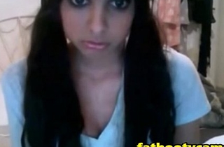 Gorgeous Indian Virgin Girl - fatbootycams.com