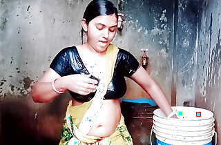 😘BENGALI BHABHI IN BATHROOM FULL VIRAL MMS (Cheating Become man Amateur Homemade Become man Transparent Homemade Tamil Eighteen Domain Old Indian Uncensor