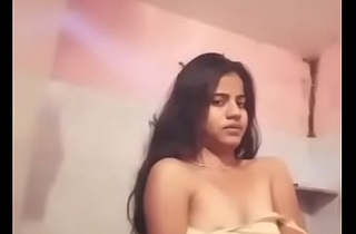 Indian gf showing boobs