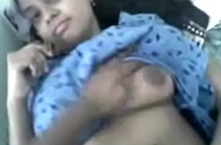 Indian Teen Reveals Her Tits