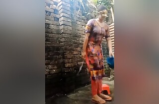 Village Legal age teenager 18+ Girl Bathing Time Pissing & Pussy Fingering