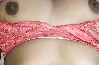 Office boss ne Priya ko ghar me akar choda