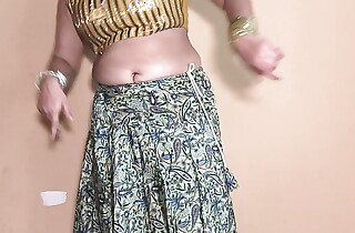 Desi bhojpuri nude dance 🩰