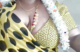 Telugu yellow Saree Aunty Guileless Bigboobs Sucking Puffy Nipples Sucking Dirty Chatting Telugu Audio
