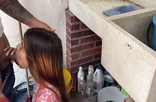 I Fuck My Best Friends Stepsister In The Backyard Of Her House While This babe Does Laundry - Hindi Mating