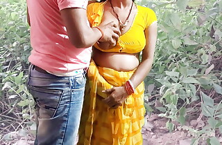 Bhabhi lay one's hands on forest