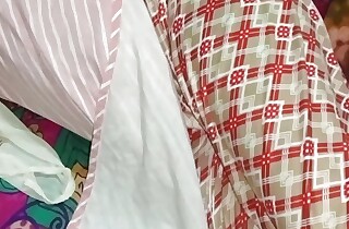 Young stepson stripped and fucked his stepmom rough in her asshole and made video