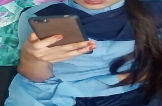 Desi Village School Girl Caught Obeying Porn on Fluid