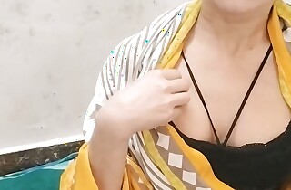 Step sister ko sari dekar chod diya hindi me