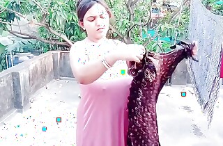 Indian desi married reinforcer sexy homemade video in hindi (full video)